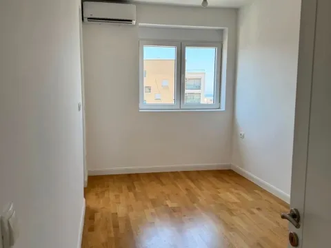 Sale, two bedroom apartment, 74m², Centar, Bar - image 5