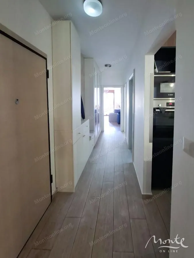 Prodaja, trosoban stan, 118m², Dubovica, Budva