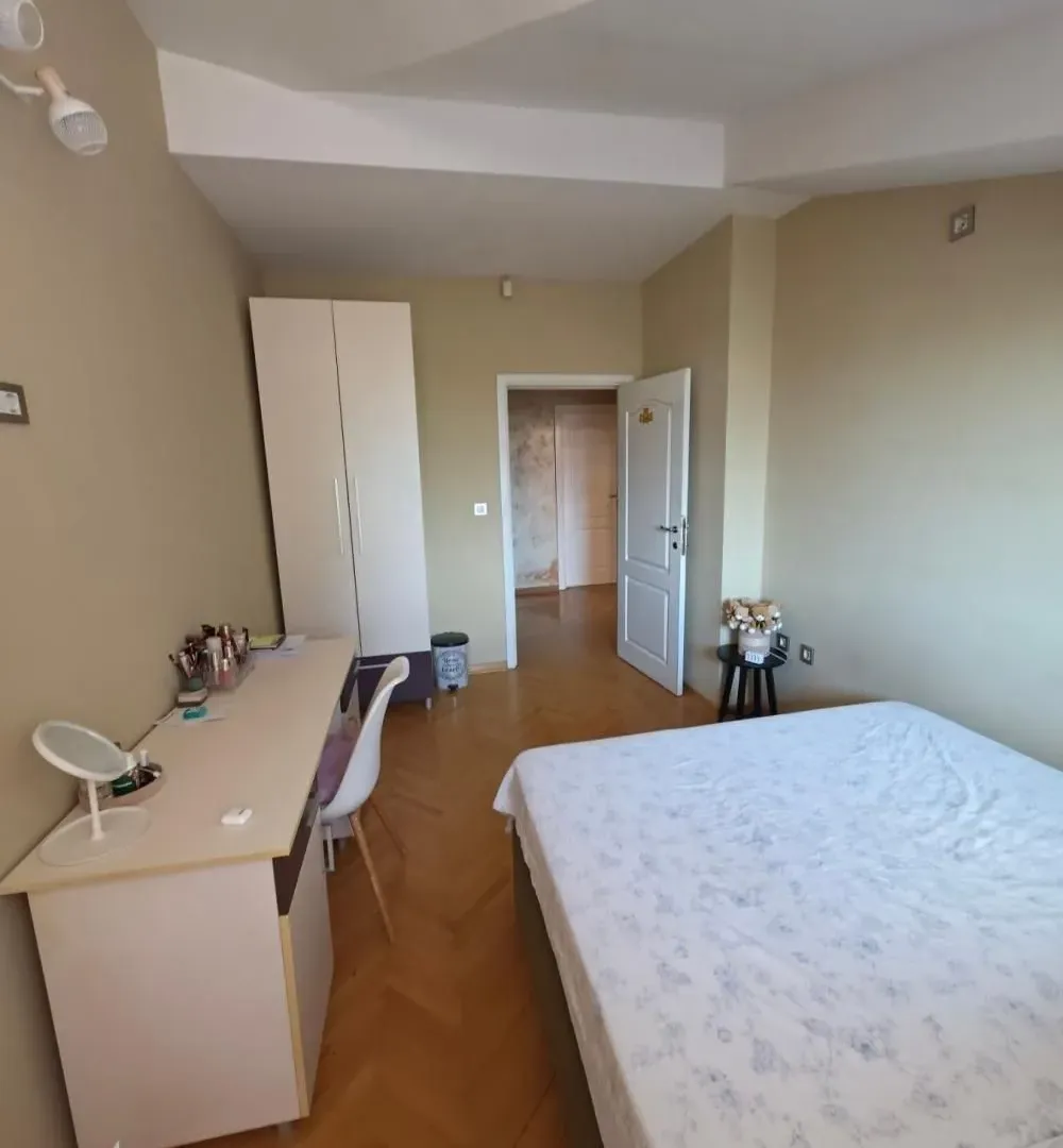 Prodaja, četvorosoban stan, 163m², Uciteljsko Naselje, Zvezdara Sve Podlokacije