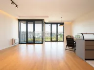 Izdavanje, trosoban stan, 127m², Preko Morače, Podgorica - image 1