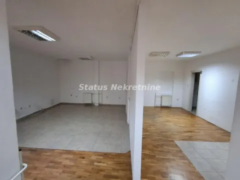Izdavanje, stan, 170m², Centar, Novi Sad - image 17