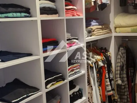 Izdavanje, trosoban stan, 74m², Socijalno, Novi Sad Sve Podlokacije - image 7