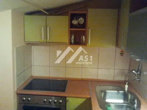 Izdavanje, dvosoban stan, 50m², Podbara, Novi Sad Sve Podlokacije - image 2