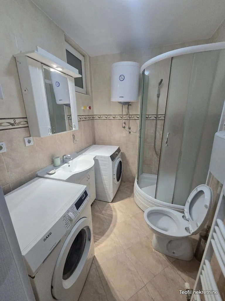 Rent, one bedroom apartment, 35m², Severni Bulevar, Zvezdara Sve Podlokacije