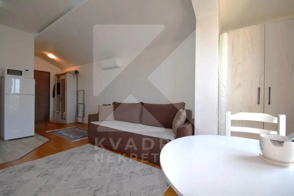 Rent, studio apartment, 25m², Ljubović, Podgorica