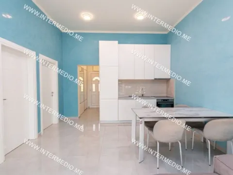 Izdavanje, dvosoban stan, 60m², Topla, Herceg Novi - image 10