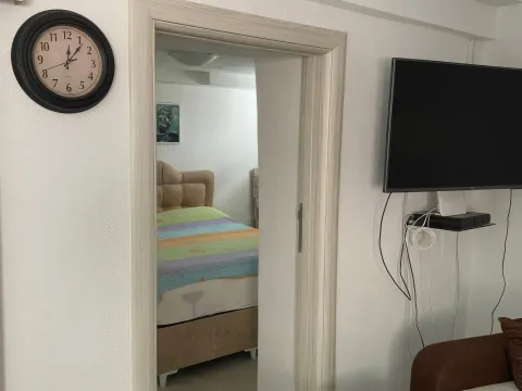 Rent, one bedroom apartment, 38m², Centar, Kotor - image 4
