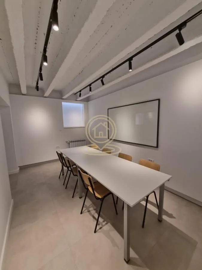 Rent, office space, 30m², Vračar Sve Podlokacije, Beograd