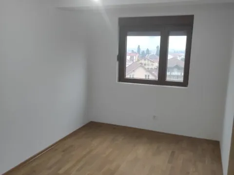 Sale, two bedroom apartment, 56m², Stari Aerodrom, Podgorica - image 9