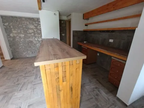 Izdavanje, poslovni prostor, 100m², Donja Gorica, Podgorica - image 7