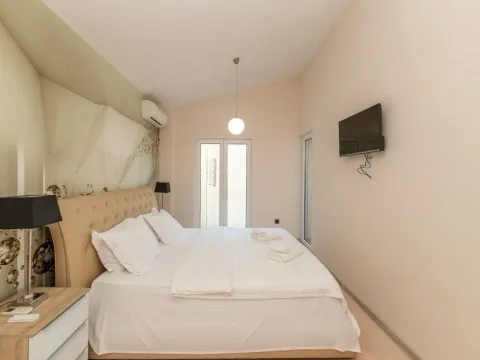 Prodaja, kuća, 300m², Sveti Stasije, Kotor - image 11