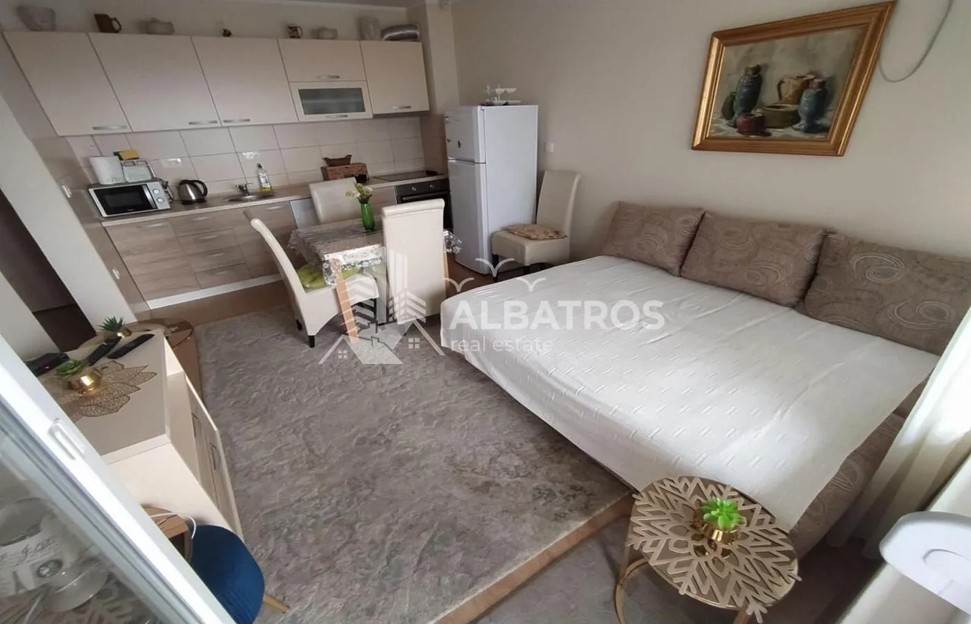 Rent, one bedroom apartment, 40m², Dobra Voda, Bar