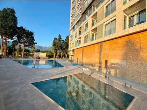 Prodaja, jednosoban stan, 35m², Centar, Bar - image 12