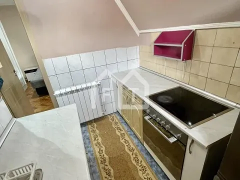 Izdavanje, kuća, 80m², Zemun Gornji Grad, Zemun Sve Podlokacije - image 13