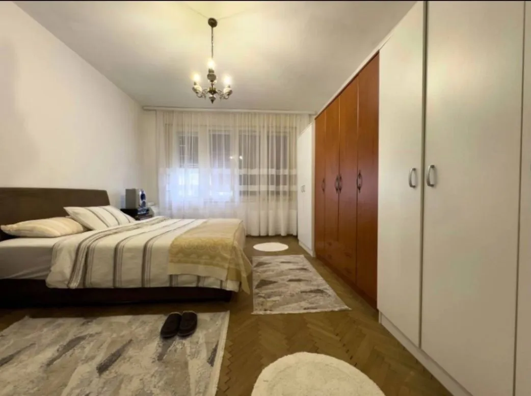 Prodaja, dvosoban stan, 86m², Centar, Podgorica