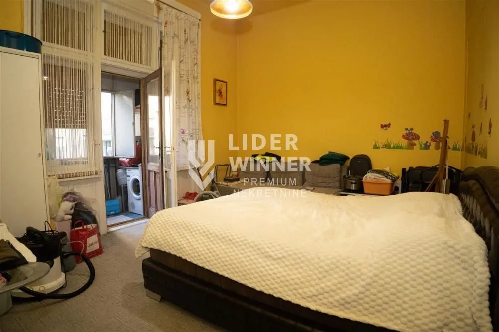 Prodaja, četvorosoban stan, 110m², Klinički Centar, Beograd