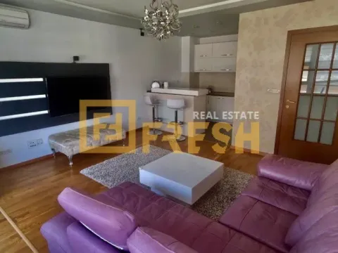 Rent, two bedroom apartment, 75m², City Kvart, Podgorica - image 2