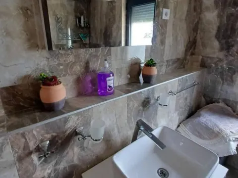 Prodaja, kuća, 296m², Budva, Crna Gora - image 11