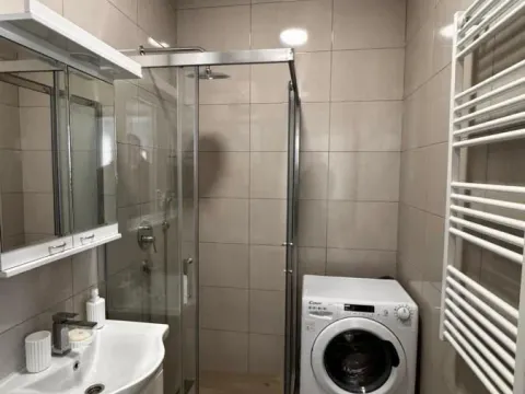 Rent, one bedroom apartment, 48m², Crveni Krst, Beograd - image 10