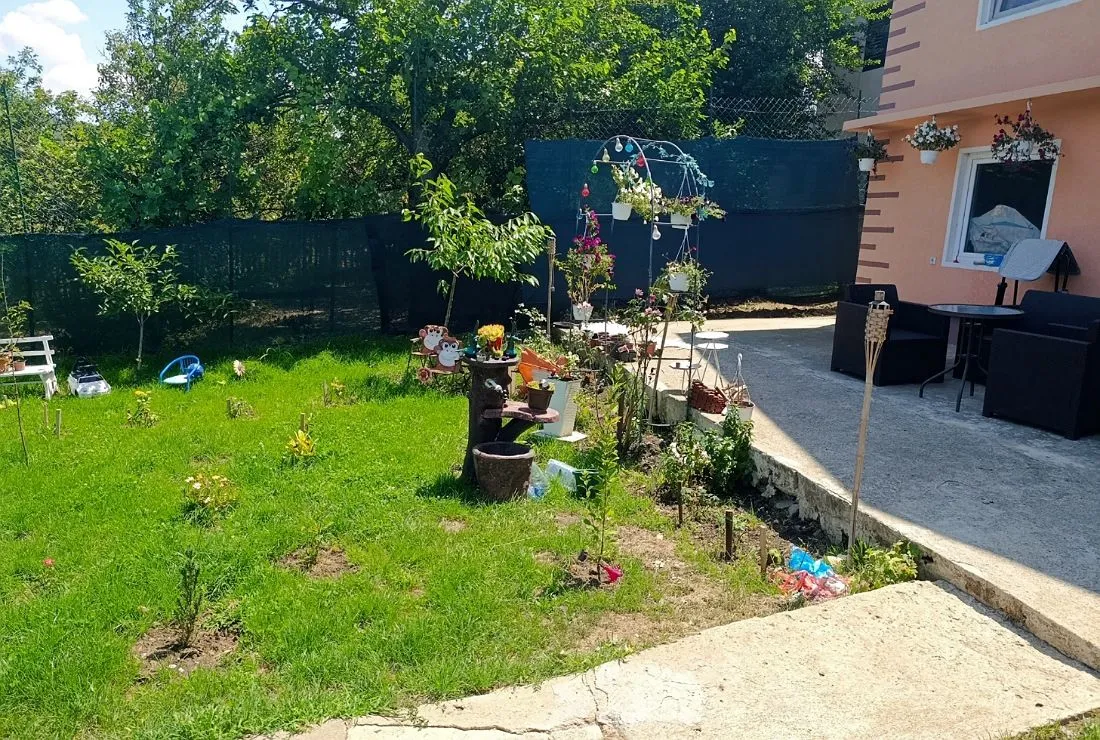 Sale, house, 210m², Borsko jezero, Bor