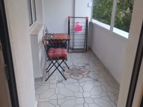 Izdavanje, jednosoban stan, 38m², Centar, Podgorica - image 8