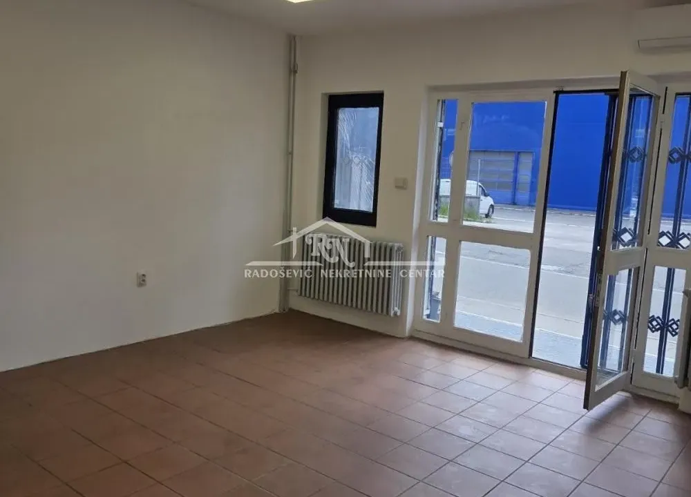 Sale, office space, 34m², Trošarina, Voždovac Sve Podlokacije