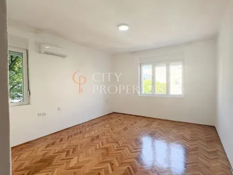 Prodaja, stan, 70m², Centar, Podgorica - image 4