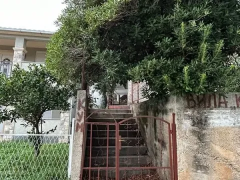 Prodaja, dvosoban stan, 73m², Sutomore, Bar - image 8