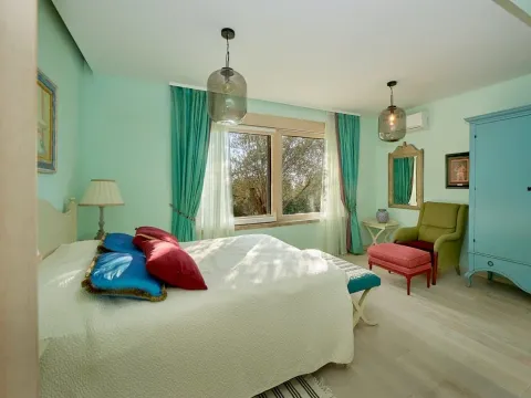 Sale, house, 247m², Sveti Stefan, Budva - image 7