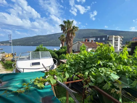 Izdavanje, dvosoban stan, 47m², Đenovići, Herceg Novi - image 9