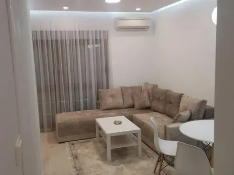 Izdavanje, garsonjera, 30m², City Kvart, Podgorica - image 3