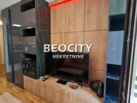 Izdavanje, dvosoban stan, 40m², Centar, Zlatibor - image 9