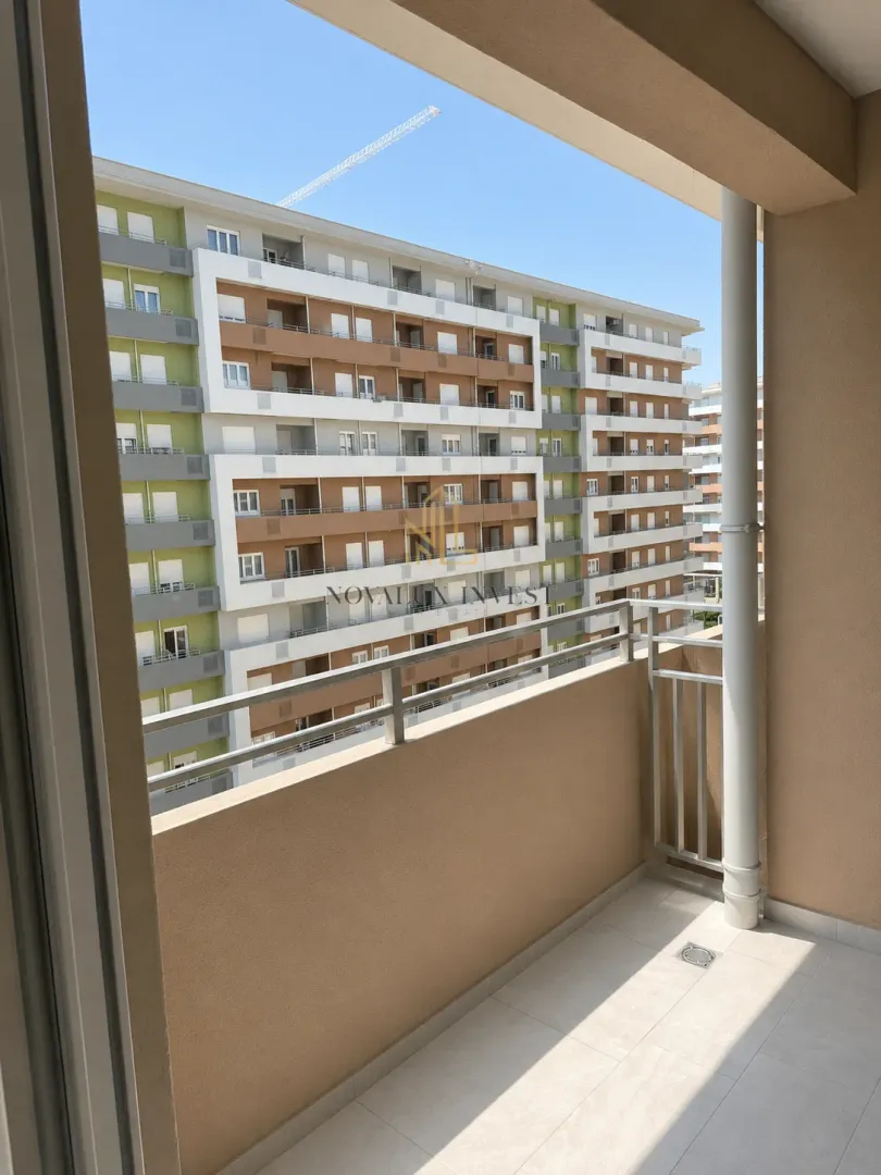 Izdavanje, jednosoban stan, 50m², Central Point, Podgorica