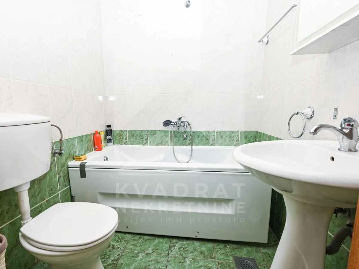 Rent, studio apartment, 28m², Krivi Most, Podgorica