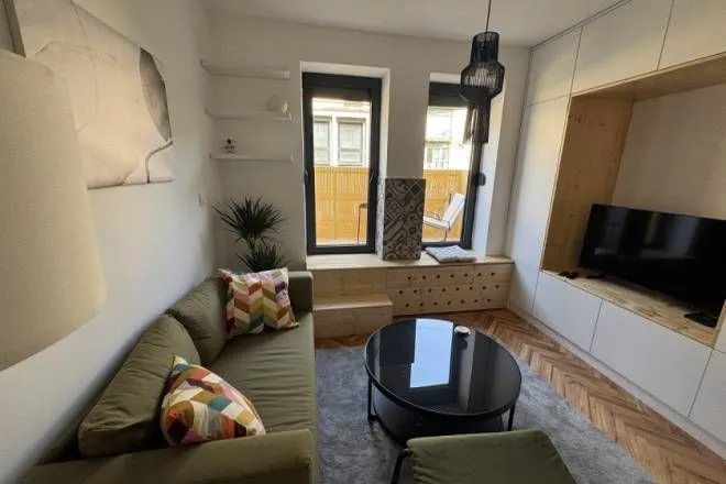 Rent, two bedroom apartment, 40m², Vračar Centar, Vračar Sve Podlokacije