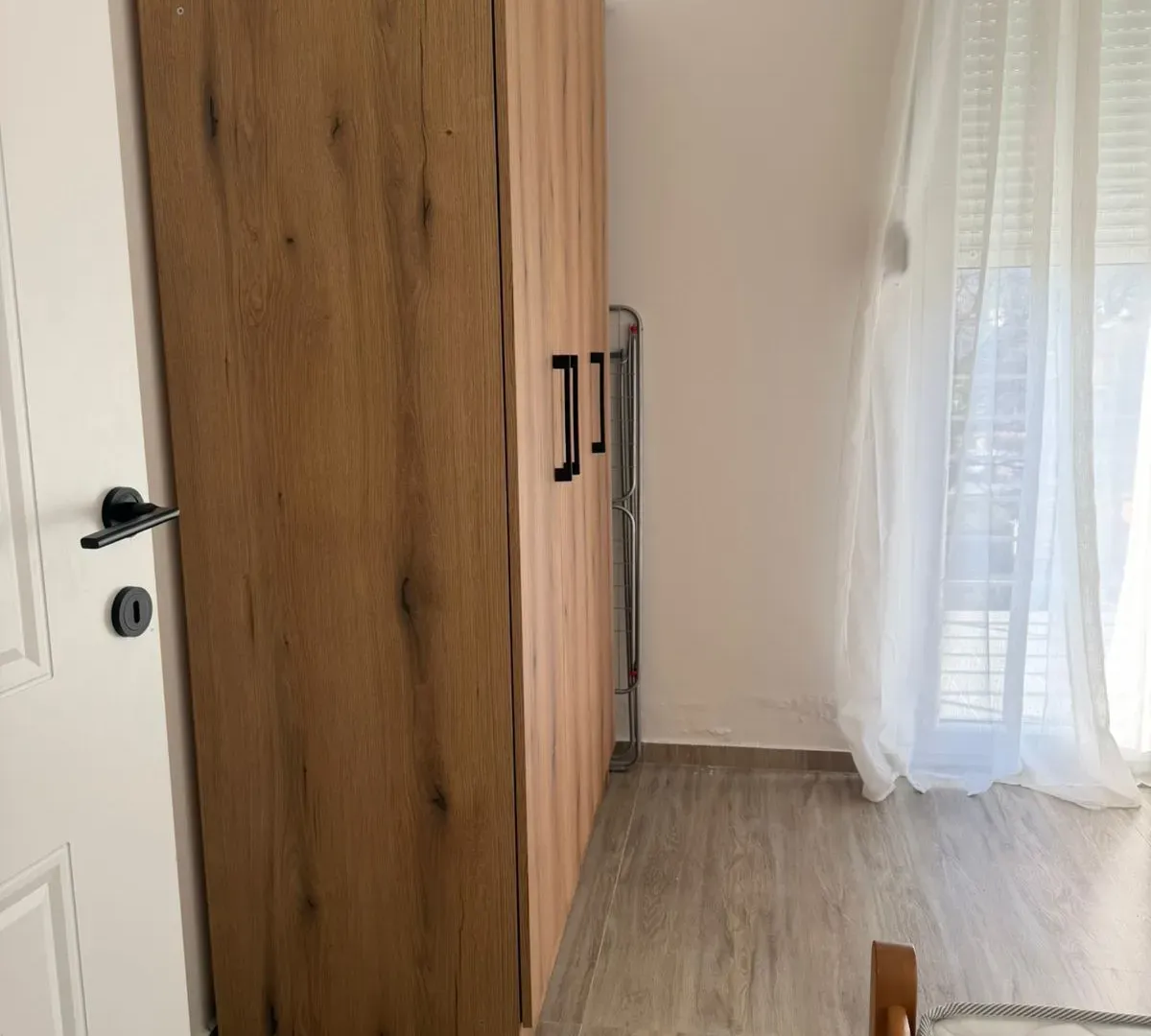 Izdavanje, dvosoban stan, 66m², Bonići, Tivat
