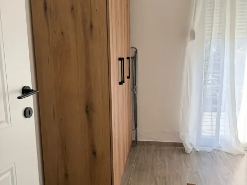 Izdavanje, dvosoban stan, 66m², Bonići, Tivat - image 8