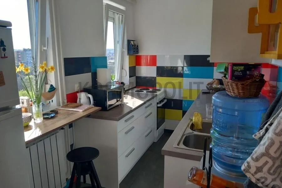 Prodaja, četvorosoban stan, 93m², Zvezdara Sve Podlokacije, Beograd