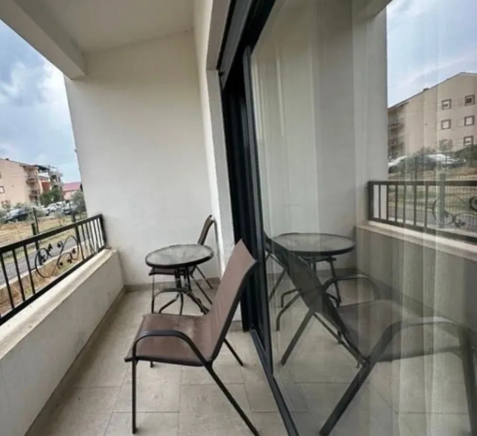Izdavanje, dvosoban stan, 76m², Dalmatinska ulica, Podgorica
