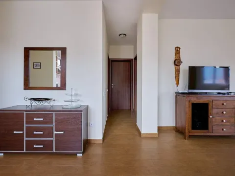 Sale, two bedroom apartment, 88m², Lazi, Budva - image 3