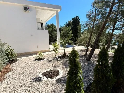 Sale, house, 200m², Šušanj, Bar - image 4