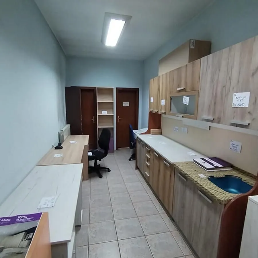 Rent, office space, 500m², Batajnica, Beograd