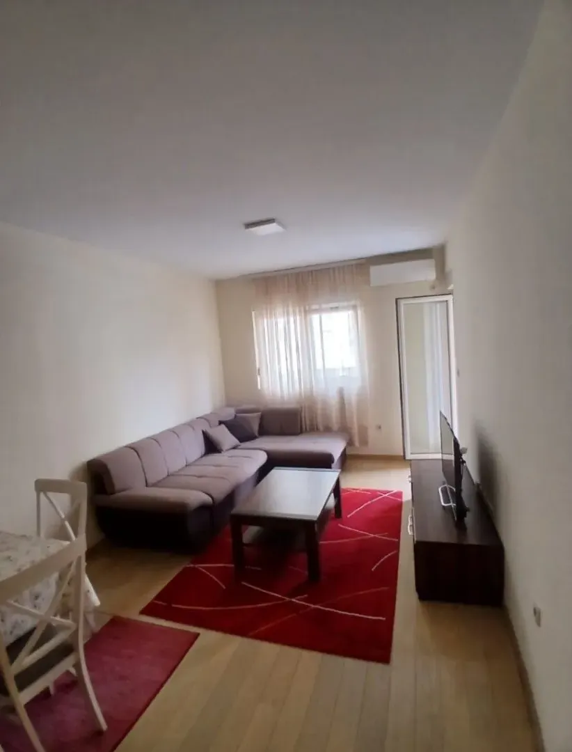 Izdavanje, jednosoban stan, 45m², City Kvart, Podgorica