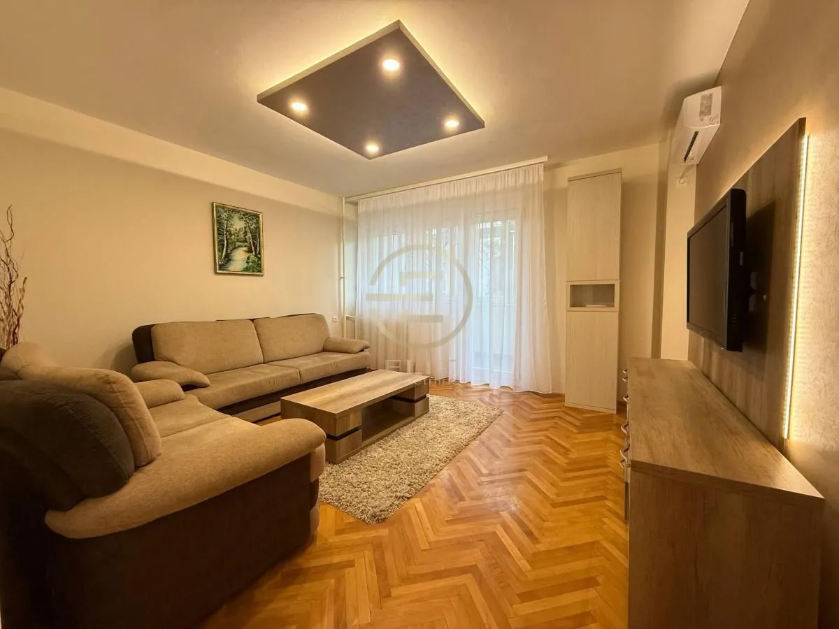 Izdavanje, trosoban stan, 61m², Rotkvarija, Novi Sad Sve Podlokacije