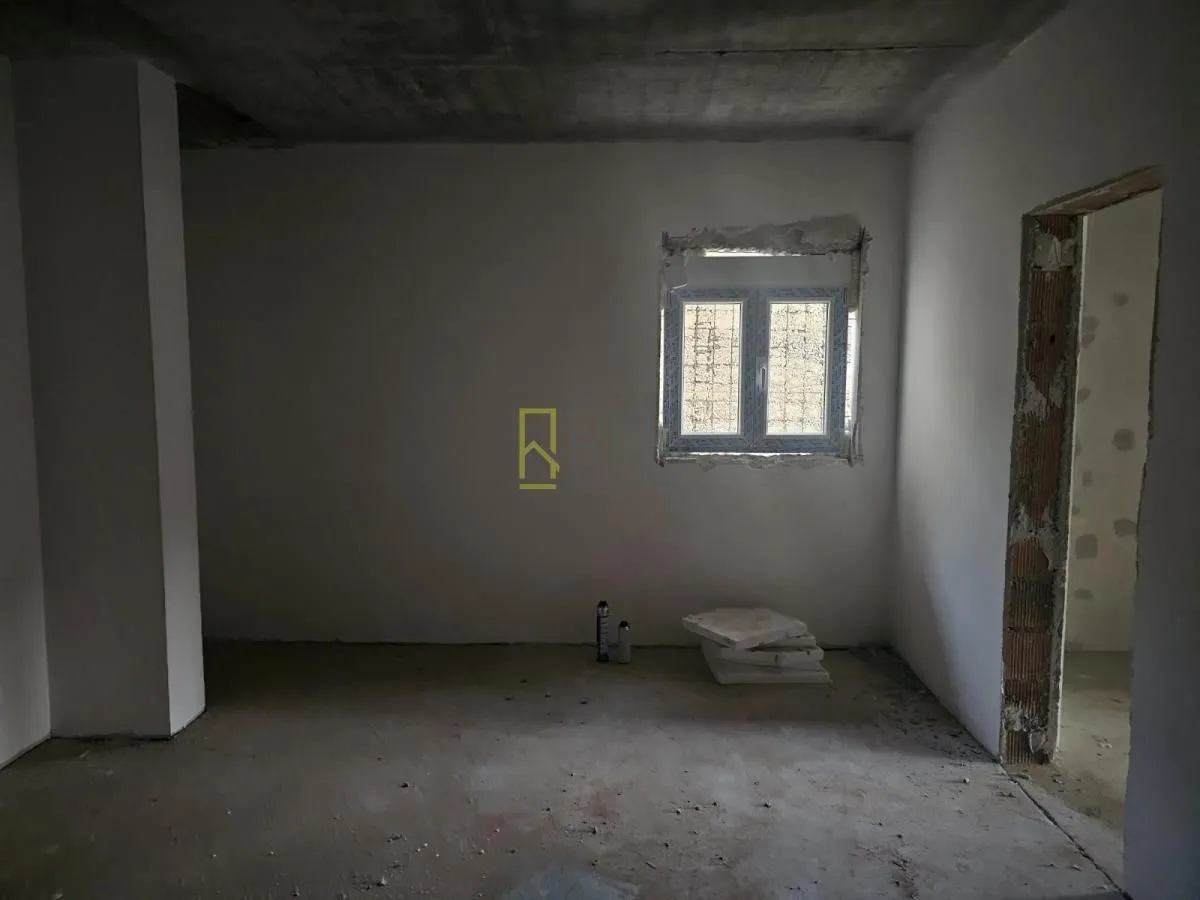 Prodaja, dvosoban stan, 60m², Kumbor, Herceg Novi