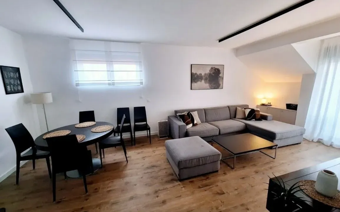 Rent, three bedroom apartment, 77m², Autokomanda, Voždovac Sve Podlokacije