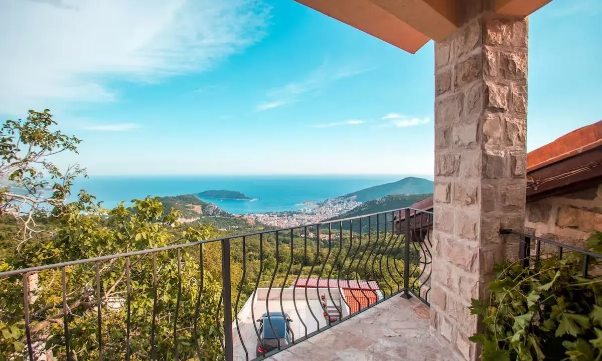 Rent, house, 110m², Lapčići, Budva