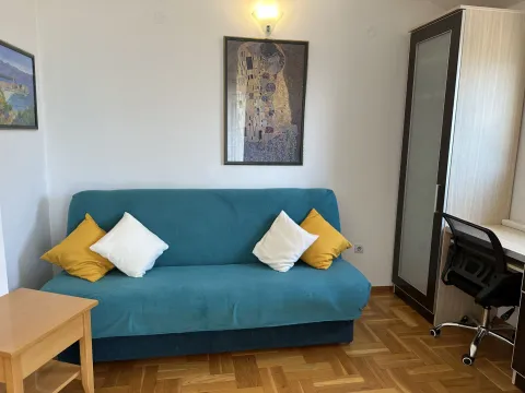 Stan-na-dan, stan, 47m², Bečići, Budva - image 8