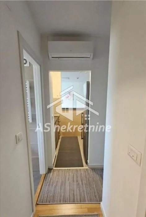 Rent, three bedroom apartment, 54m², Retenzija, Beograd