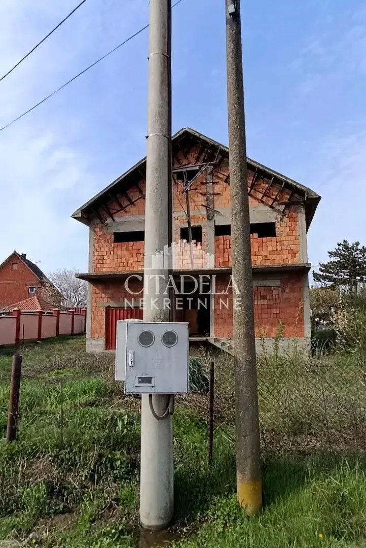 Prodaja, kuća, 180m², Lisović, Barajevo